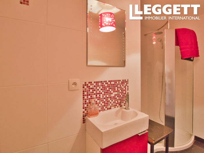 Image No.5-4 Bed House for sale