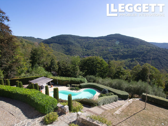 Image No.2-6 Bed House for sale