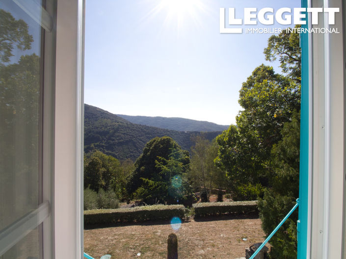 Image No.3-6 Bed House for sale