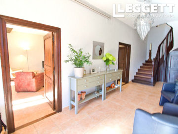 ahr0chm6ly9jzg4uagvzdglhlmltbw8vaw1hz2uvvevom