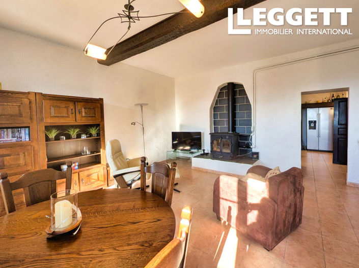 Image No.5-6 Bed House for sale