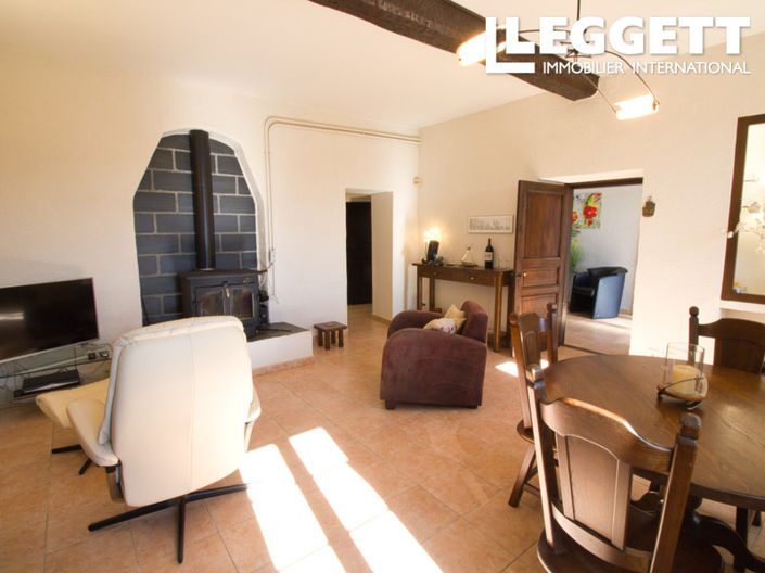 Image No.6-6 Bed House for sale