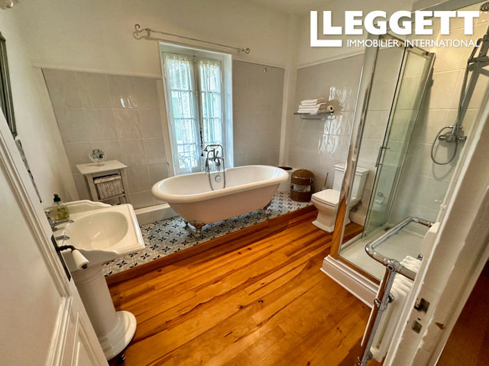 Image No.10-14 Bed House for sale