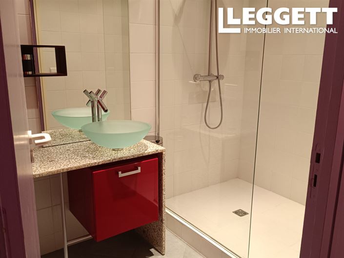 Image No.10-4 Bed House for sale