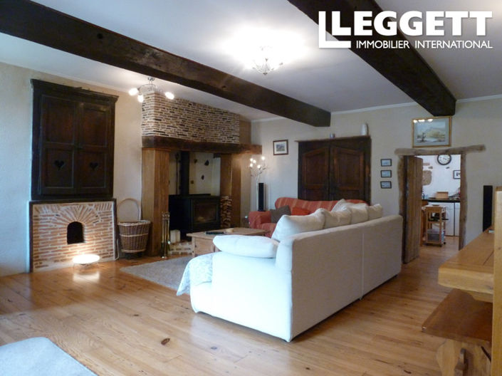 Image No.2-3 Bed House for sale