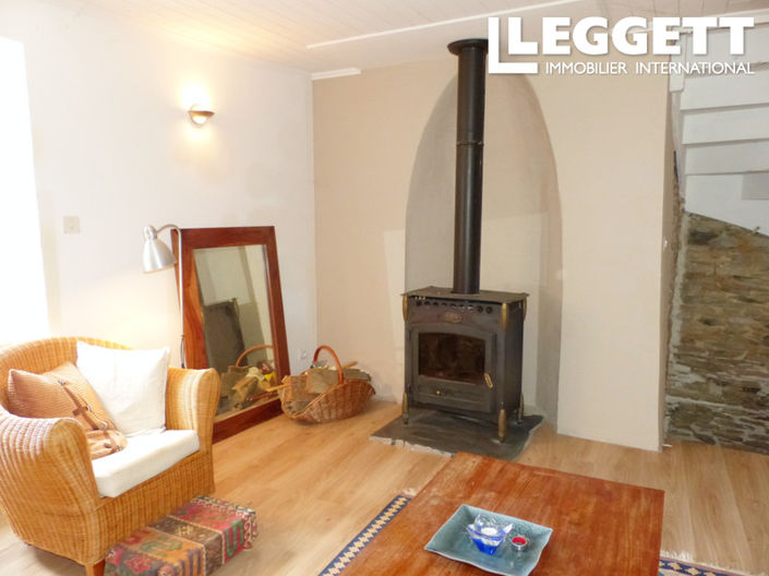 Image No.2-2 Bed House for sale