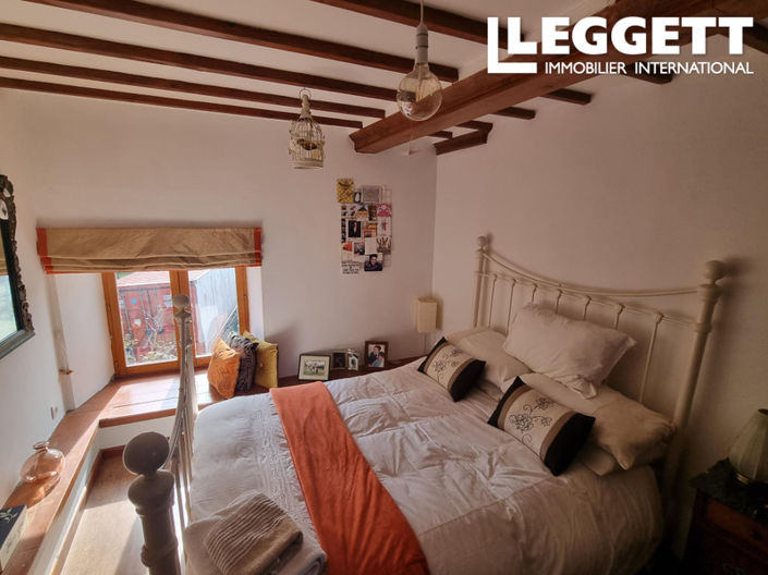 Image No.9-7 Bed House for sale