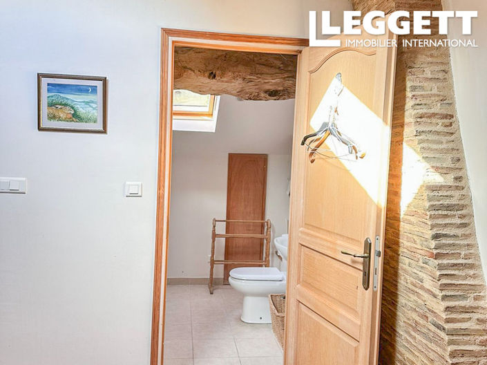 Image No.8-3 Bed House for sale