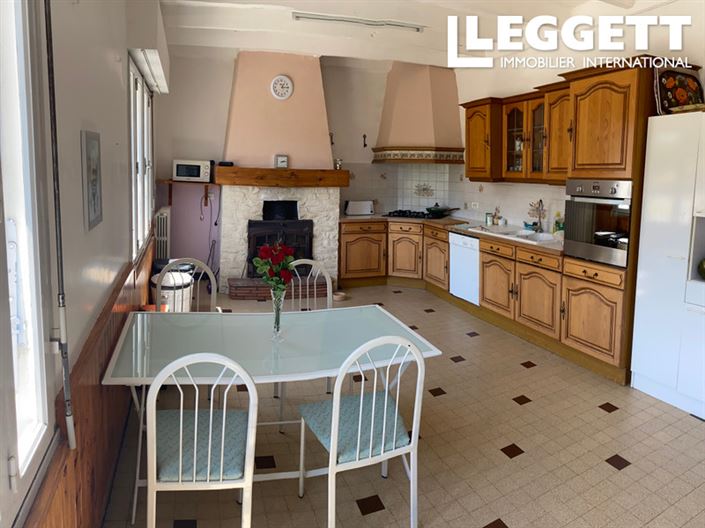 Image No.3-8 Bed House for sale