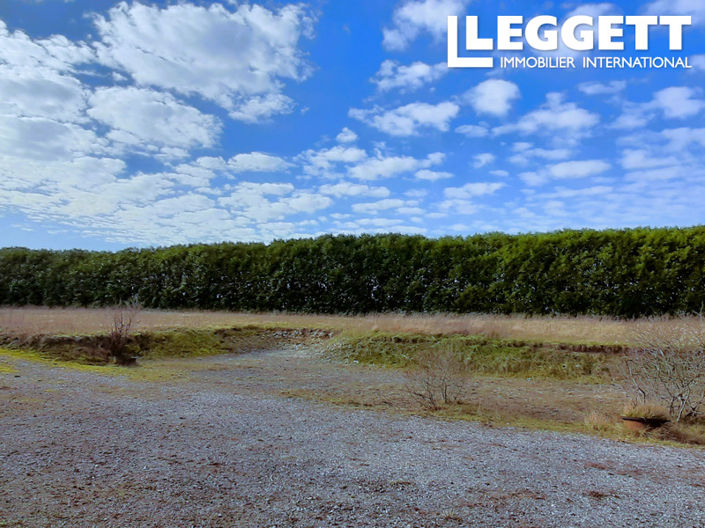 Image No.10-1 Bed House for sale