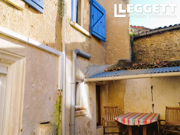 Image No.10-5 Bed House for sale