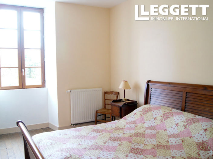 Image No.7-Maison de 4 chambres à vendre à Deux-Sevres