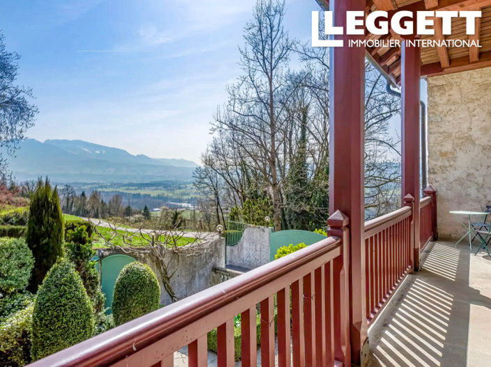 Image No.2-10 Bed House for sale