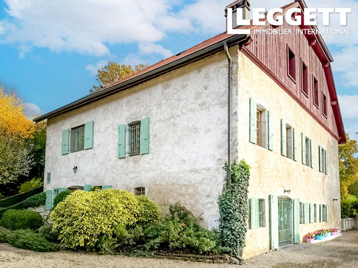 Image No.3-10 Bed House for sale