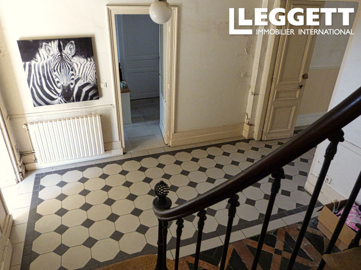 Image No.5-6 Bed House for sale