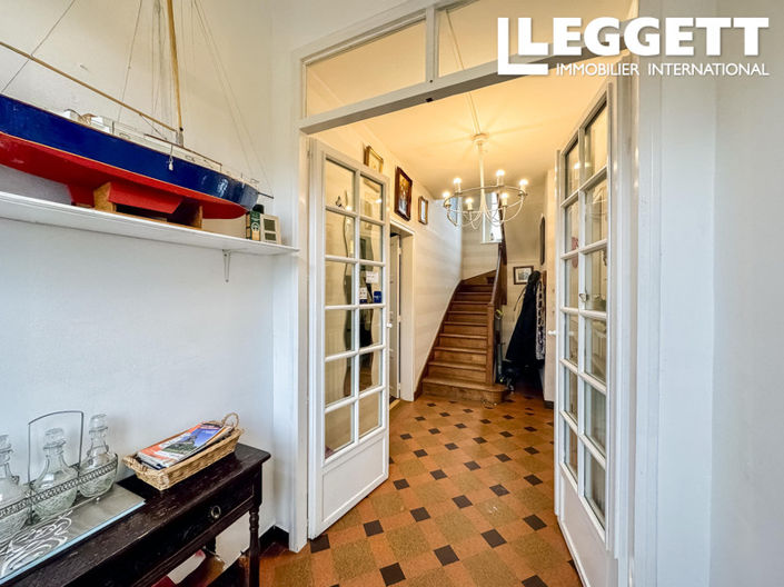 Image No.2-7 Bed House for sale