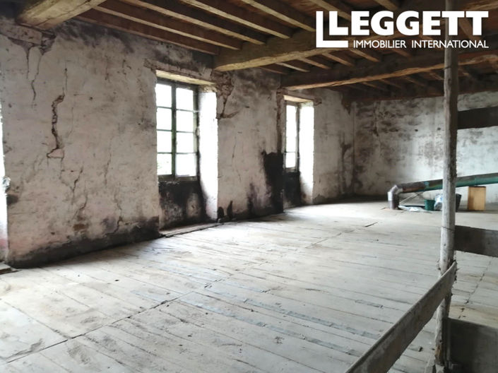 Image No.10-4 Bed House for sale