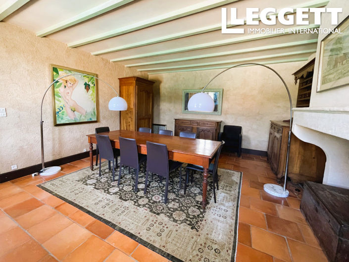 Image No.6-4 Bed House for sale