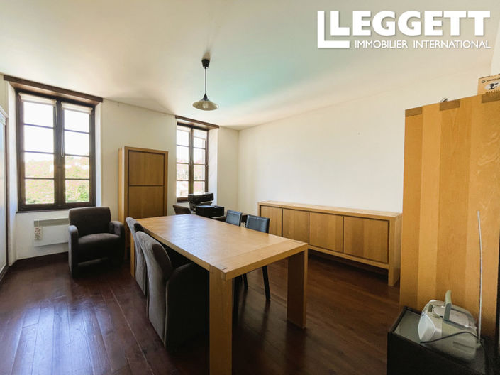 Image No.9-4 Bed House for sale