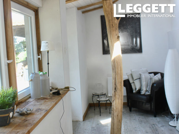 Image No.8-2 Bed House for sale