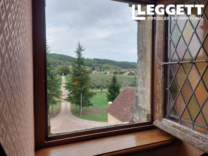 Image No.9-Châteaux de 55 chambres à vendre à Le Buisson-de-Cadouin