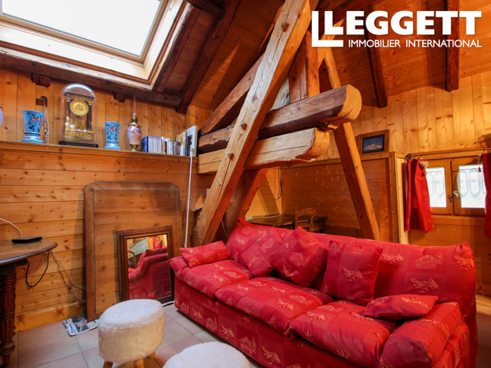 Image No.8-11 Bed House for sale