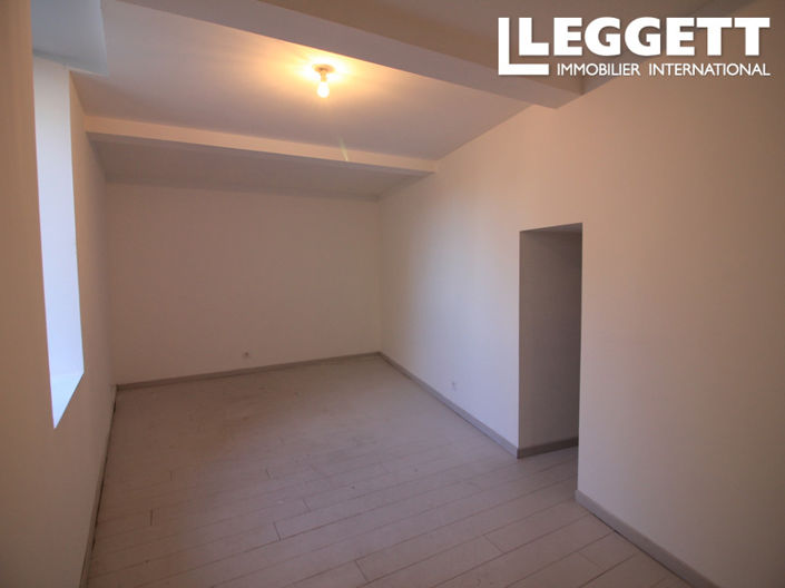 Image No.9-3 Bed House for sale