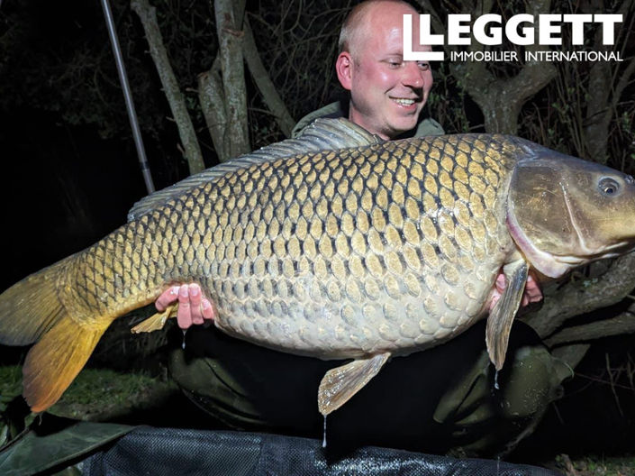 Image No.5-Terre de 3 chambres à vendre à Bourges