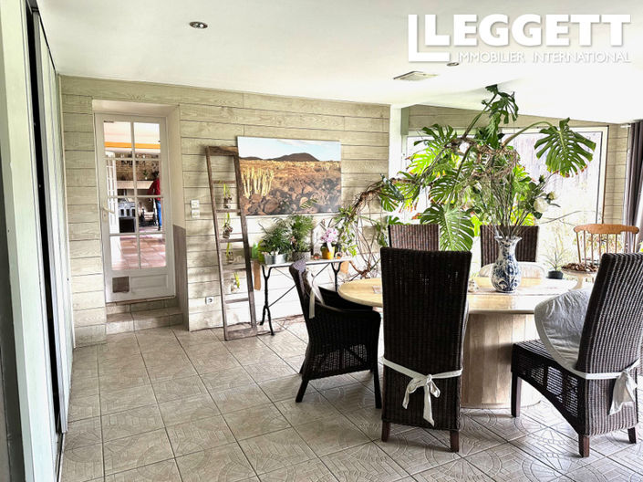 Image No.4-4 Bed House for sale