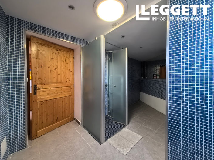 Image No.7-2 Bed House for sale