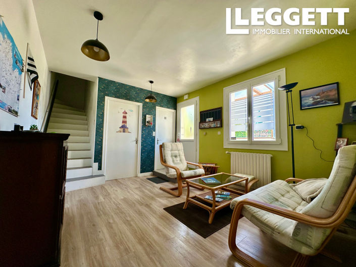 Image No.5-10 Bed House for sale