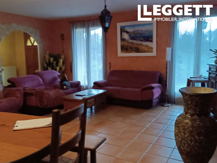 Image No.4-5 Bed House for sale