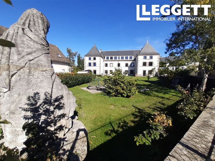 Image No.1-Maison de 8 chambres à vendre à La Tour-d'Auvergne