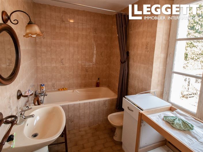 Image No.6-Maison de 5 chambres à vendre à Cerisy-la-Foret