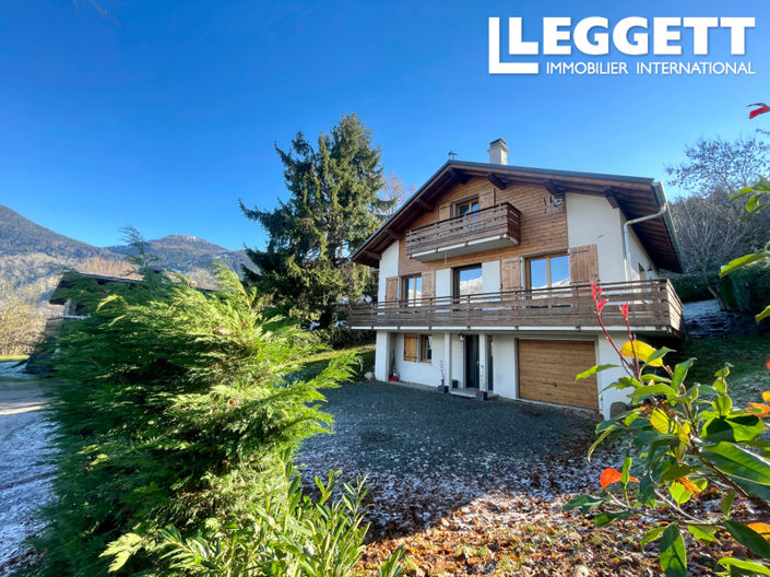Image No.1-5 Bed House for sale