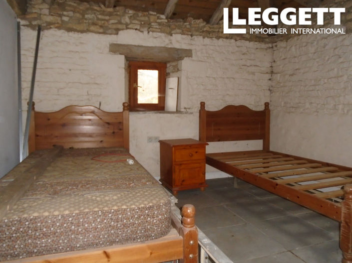 Image No.6-3 Bed House for sale