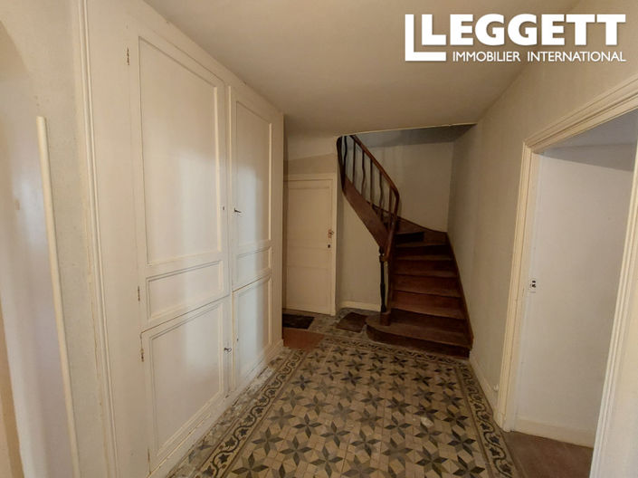 Image No.8-4 Bed House for sale