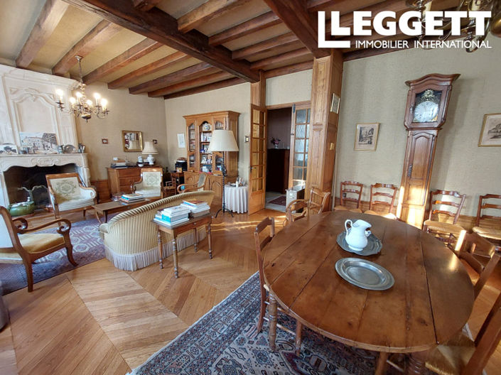 Image No.4-7 Bed House for sale