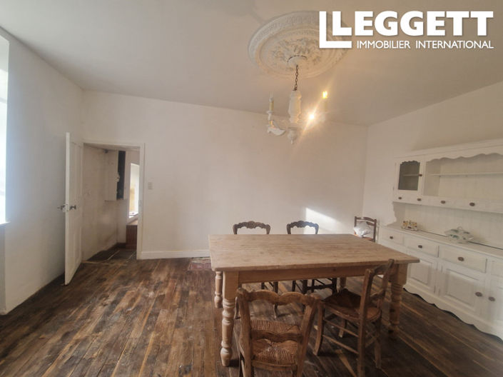 Image No.7-4 Bed House for sale