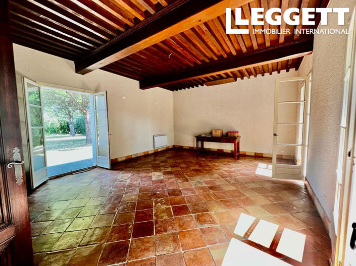 Image No.3-4 Bed House for sale