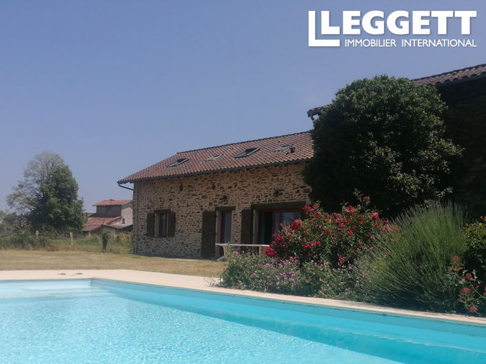 Image No.1-4 Bed House for sale