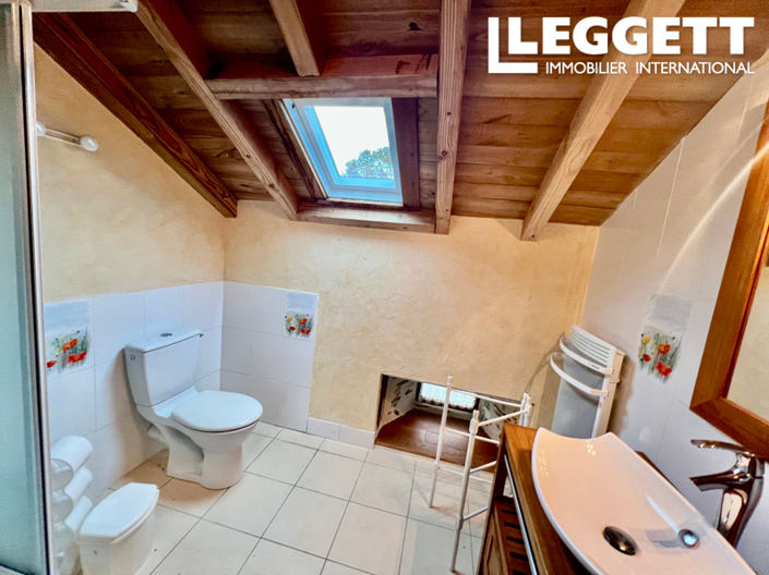 Image No.10-4 Bed House for sale