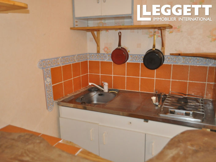 Image No.6-2 Bed House for sale