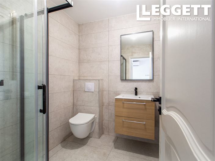 Image No.10-4 Bed House for sale