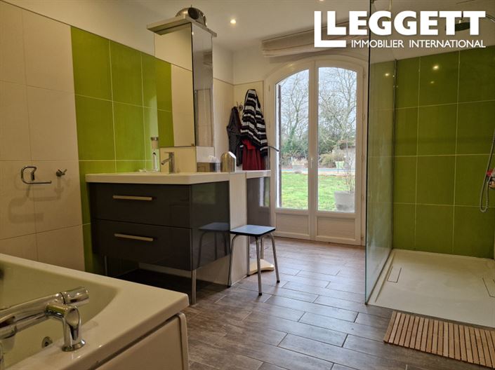 Image No.9-4 Bed House for sale