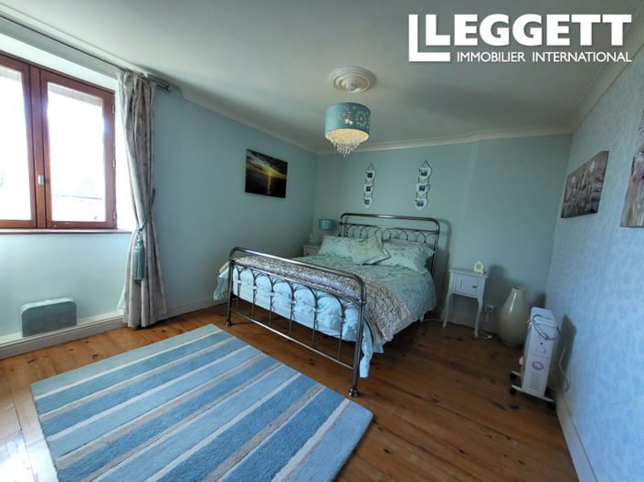 Image No.7-Maison de 4 chambres à vendre à Saint-Cyr