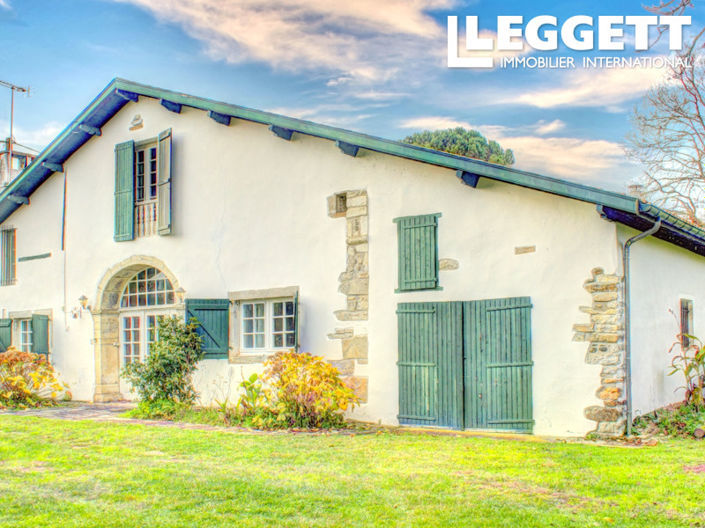 Image No.2-5 Bed House for sale