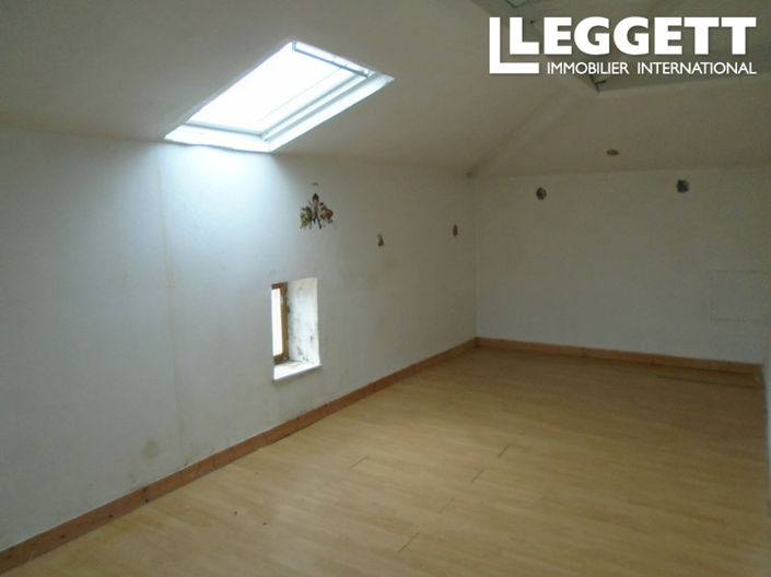 Image No.5-5 Bed House for sale