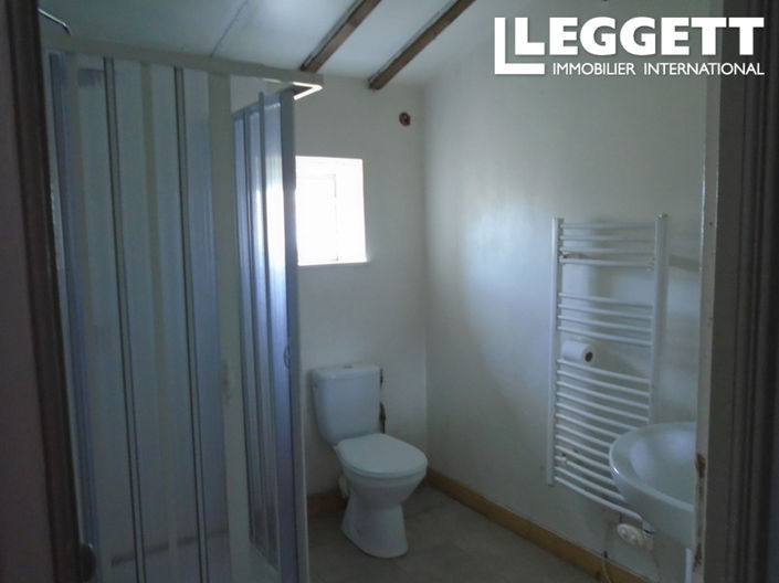 Image No.8-5 Bed House for sale