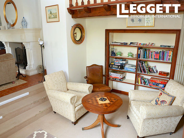 Image No.5-5 Bed House for sale